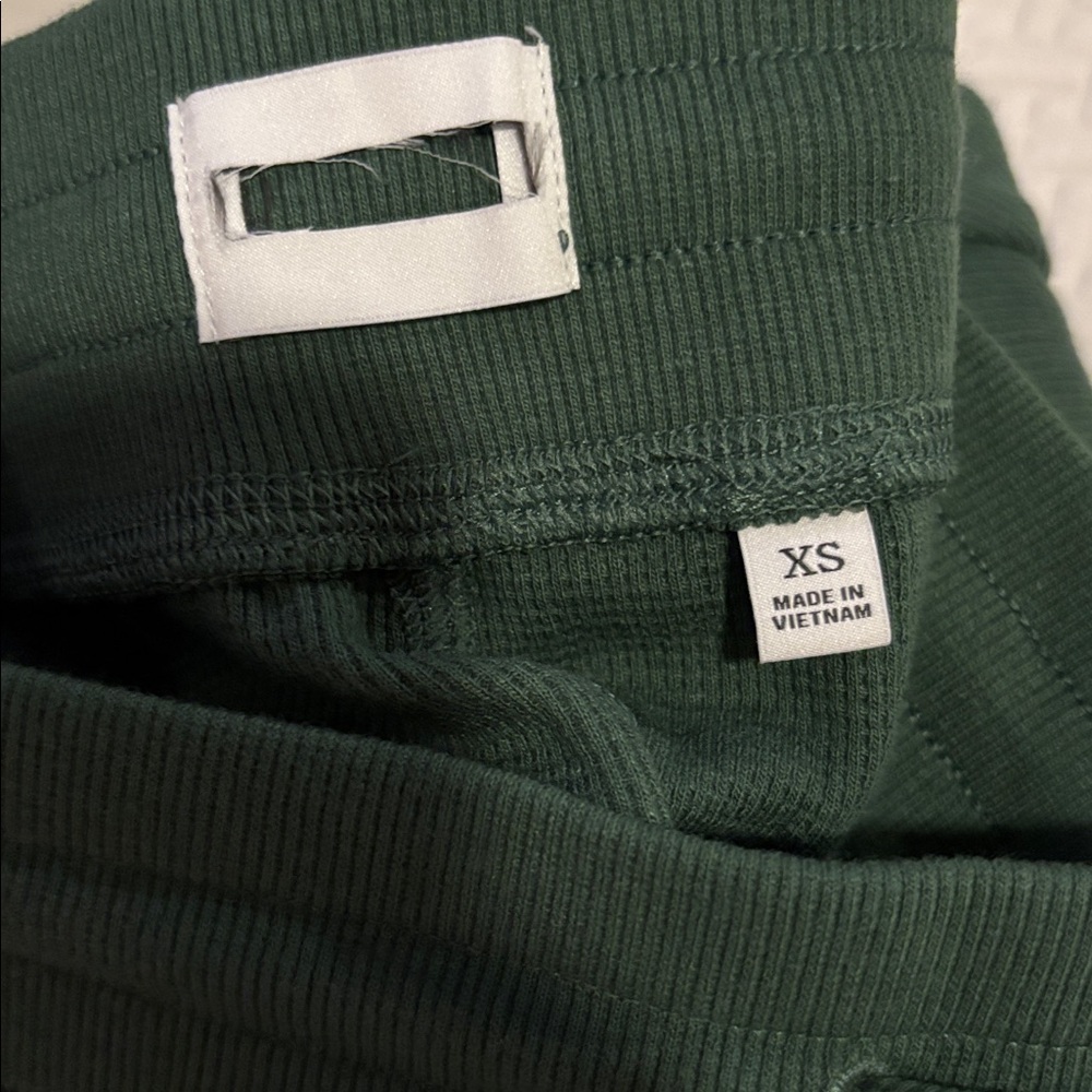 Aritzia Sunday Best Dark Green Baby Waffle Flare Lounge Pants, new without tags - Picture 2 of 7